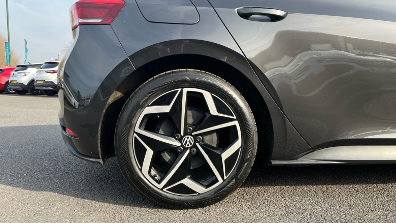 Volkswagen ID.3 150kW Tour Pro S 77kWh 5dr Auto Electric Hatchback